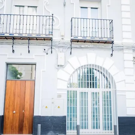 Selecta Ideal Y Facil Parking En La Calle
